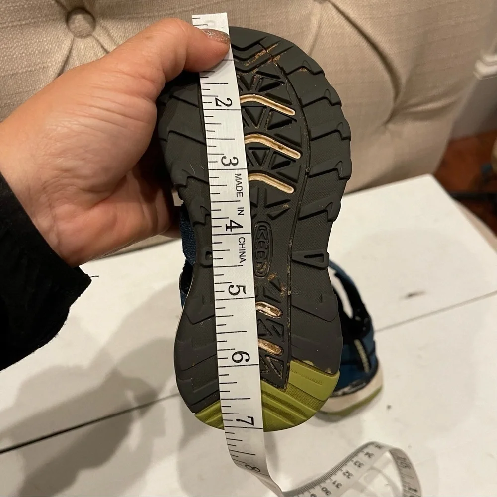 Keen Kids Newport Neo H2 (Little Kid/Boy) Blue Legion Sz 6 Based on measurements